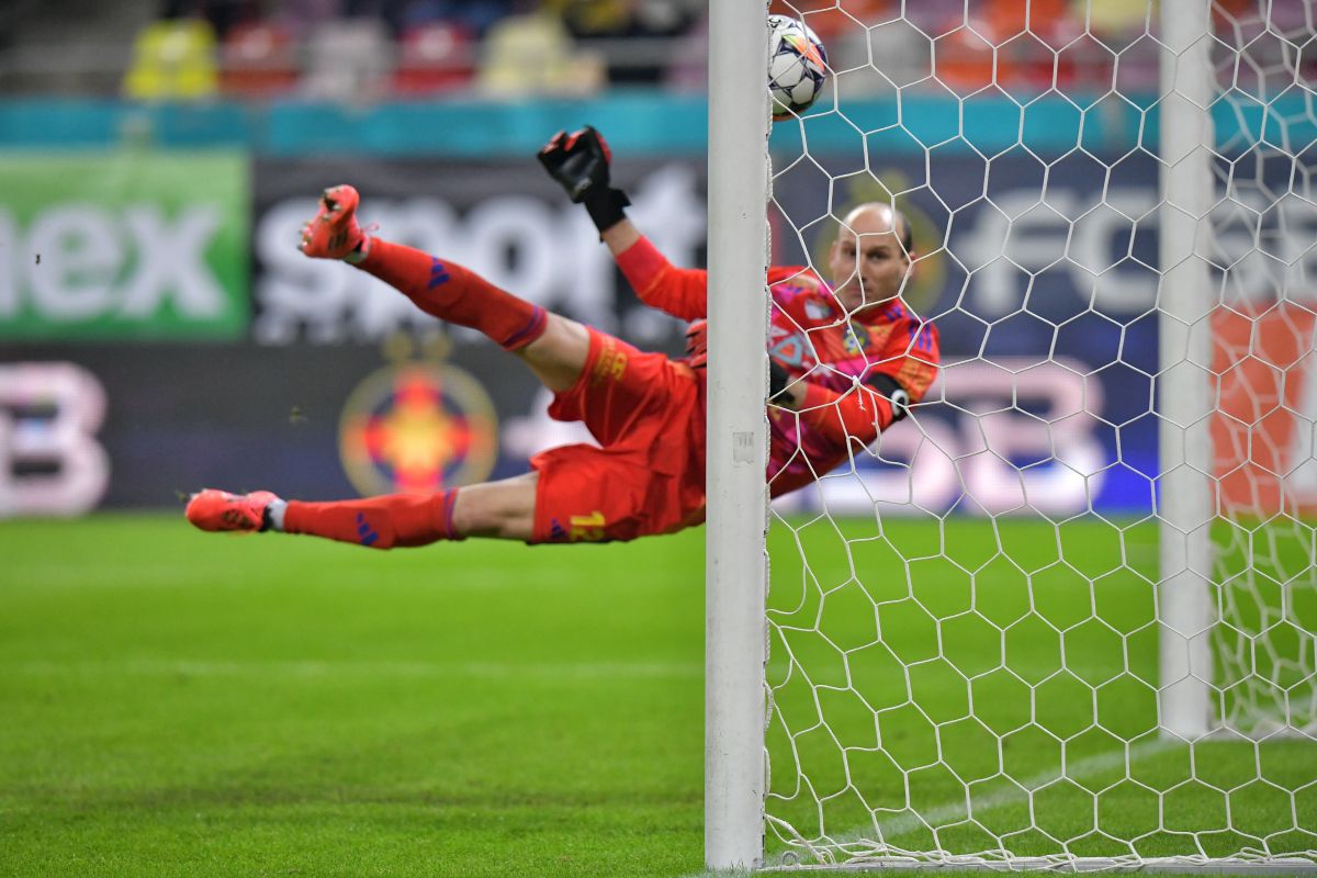Fază uimitoare în FCSB – Slobozia » A fost sau nu a fost? Decizia VAR privind golul lui Olaru