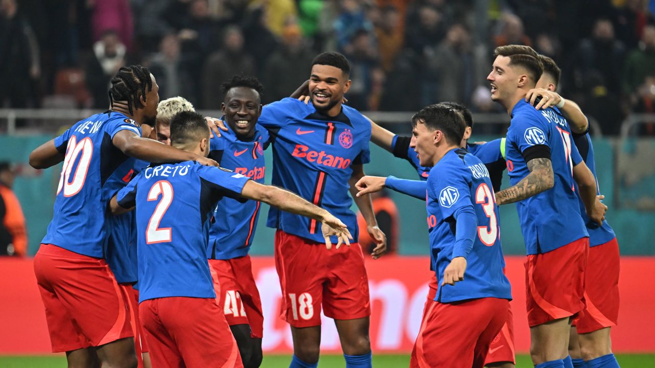 FCSB a surprins specialiștii după victorii împotriva lui Ajax, Beșiktaș și Rangers!