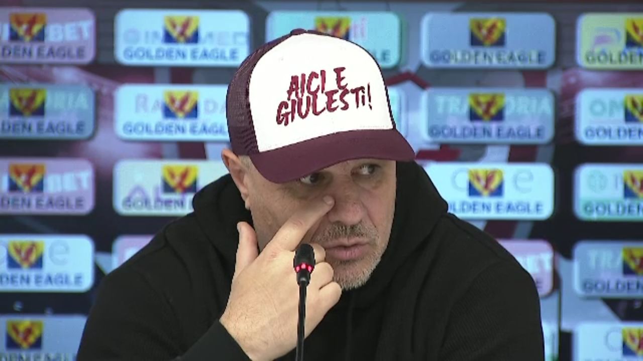 Elefantul din sufrageria lui Șumi: Contraperformanța care l-a adus în pragul demiterii + asul care îi poate salva sezonul.
