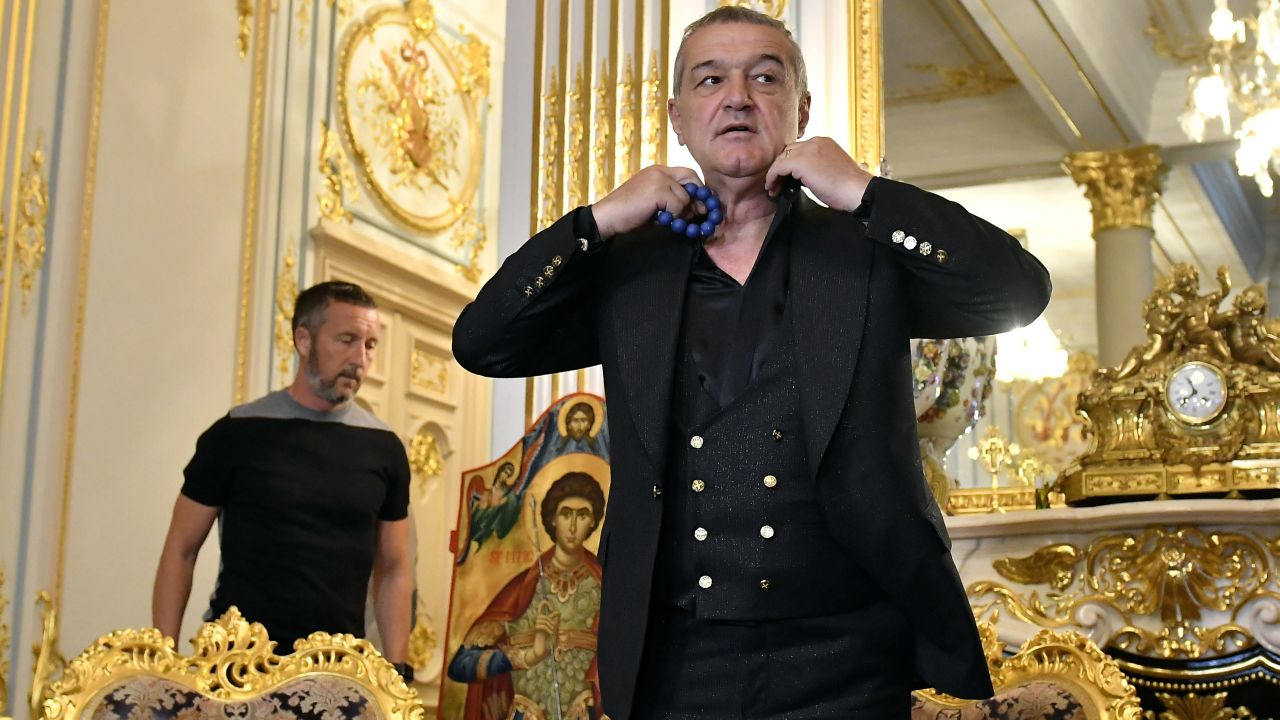 O legendă a Craiovei îl acuză pe Gigi Becali de influențarea arbitrilor: “FCSB își ia toate precauțiile”