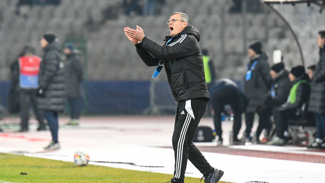 U Cluj – Gloria Buzău, ora 14:30. ECHIPELE DE START: Dacă nu pierde, echipa lui Ioan Ovidiu Sabău revine pe prima poziție!