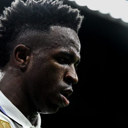 „Nu te mai lăsa copleșit de mila!” Vinicius, ‘urmărit’ de fanii lui Man City înainte de confruntarea din Champions League