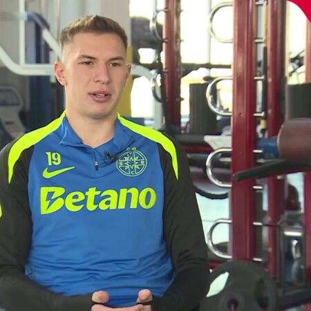 Andrei Gheorghită, reminiscing about his childhood in Giulești: „Am fost cu flacăra Rapid, Rapid, Rapid! Când am plecat de acasă mă uitam la televizor”