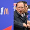 Fostul rival al FCSB a lansat o ofertă de 450 de milioane de euro pentru clubul din Premier League