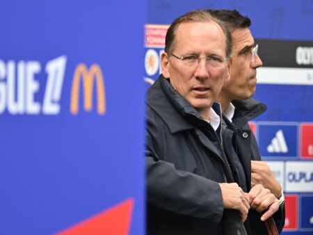 Fostul rival al FCSB a lansat o ofertă de 450 de milioane de euro pentru clubul din Premier League