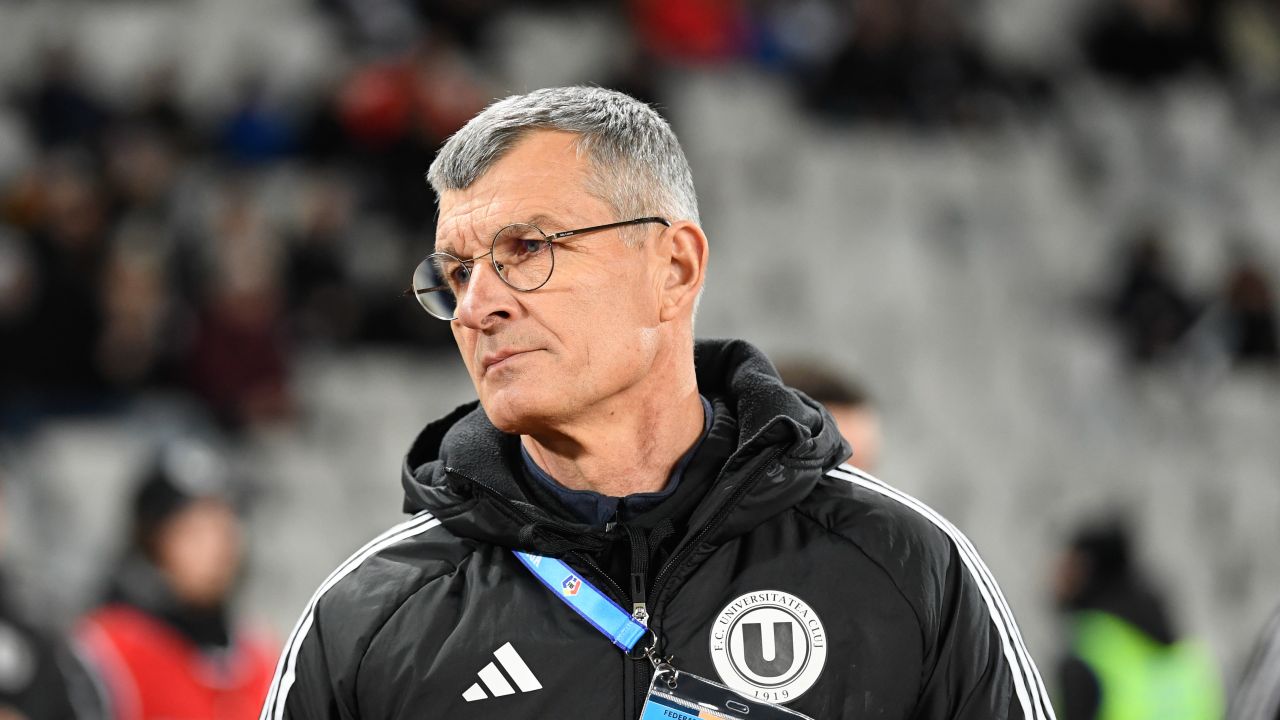 Ce a declarat Ioan Ovidiu Sabău despre situația controversată în care Rapid a solicitat penalty în meciul cu U Cluj