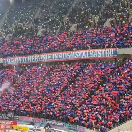 Bannerul prezentat de fanii FCSB-ului la începutul derby-ului cu Dinamo