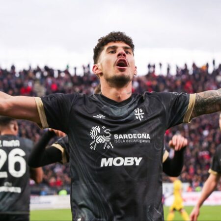 Giuseppe Pastore: „Florinel Coman? Nu cred că va reuși să se impună la Cagliari”
