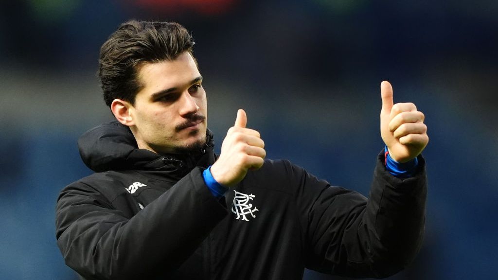 Rangers: Presiuni puternice din Scoția pentru oficiali privind un contract de muncă