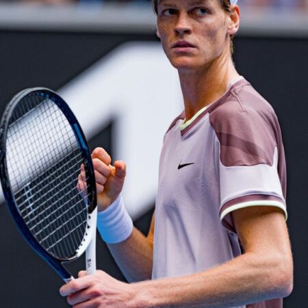 „Desigur, nu este corect” Cazul de dopaj al lui Sinner, discutat în emisiunea Poveștile Sport.ro