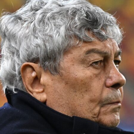 Starea lui Mircea Lucescu după intervenția chirurgicală la șold: „Folosește un baston“. Care sunt șansele să fie pe bancă la meciurile naționalei?