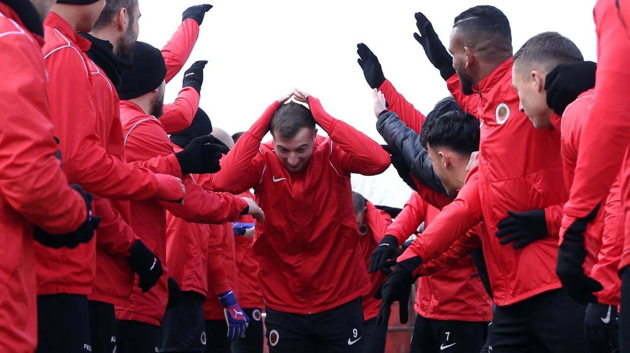 Daniel Popa, titular ACUM la debutul său pentru fosta campioană a Turciei! Gol marcat în minutul 1