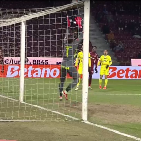 CFR Cluj – Petrolul 0-0, LIVE pe Sport.ro | Louis Munteanu irosește un penalty
