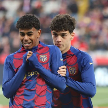 Puștiul deosebit de la Barcelona a fost contactat de Como! Cesc Fabregas a oferit un răspuns rapid.