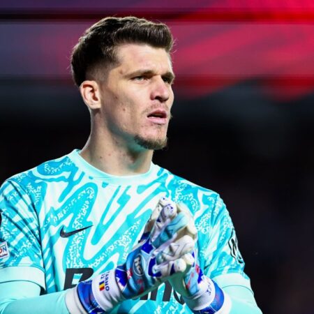 „O Amintire de Neuitat: Ștefan Târnovanu, Aplaudat de Europa League”