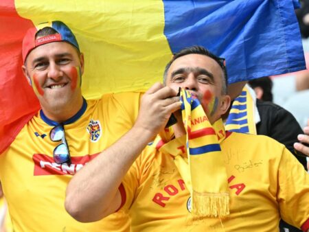 Imnul României interpretat cu pasiune în Slovacia: imagini spectaculoase înaintea meciului cu Spania U21