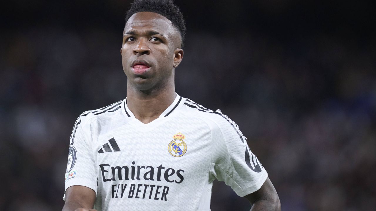 Vinicius, confruntat cu cel mai mare contract din istoria fotbalului: arabii oferă o sumă incredibilă!