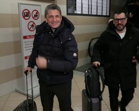 Răzvan Lucescu, impresionat de primirea călduroasă a PAOK-ului în România. Momente de la sosirea echipei grecești.