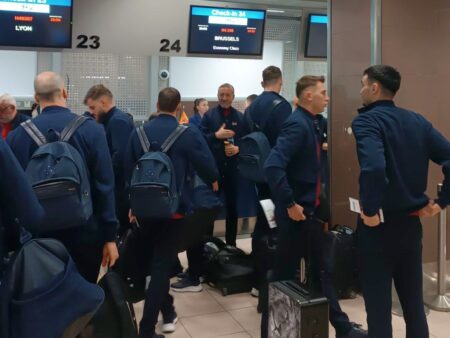 Un jucător s-a pierdut în aeroport și întregul lot a avut de suferit.