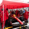 Reacția lui Lewis Hamilton după debutul dezamăgitor la Ferrari! Critici la adresa noii sale echipe: “E jale!”