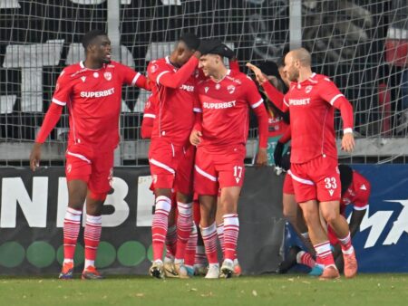 Primul fotbalist prezentat de Dinamo în noul echipament: „Să avem cât mai multe succese!”