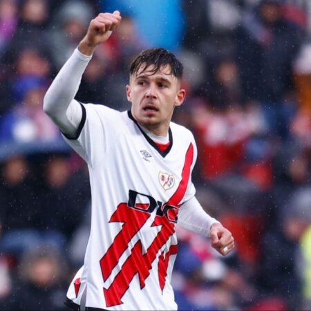 Antrenorul de la Rayo îi oferă un sfat lui Andrei Rațiu: „Dacă reușește să facă asta, va deveni un adevărat uragan!”