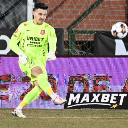 Cătălin Căbuz, Edersonul României! La meciul 200 în Superligă, portarul celor de la FC Hermannstadt a oferit pasa de gol în victoria cu 1-0 împotriva Rapidului