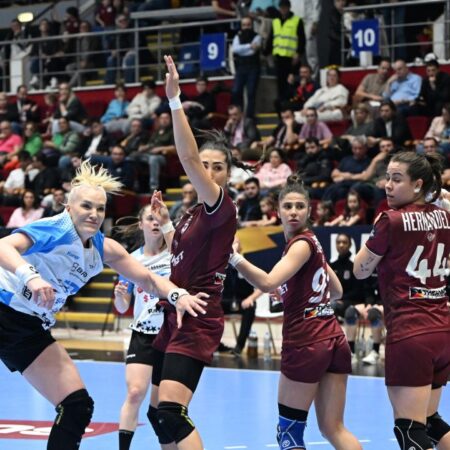 Crina Pintea își împărtășește sentimentele după meciul Rapid – CSM București, scor 24-34, în Liga Campionilor la handbal feminin