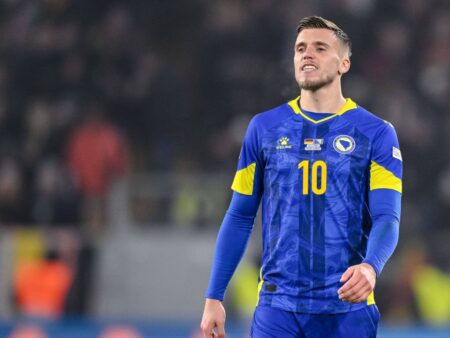 Pauză în Bosnia – Cipru! Ermedin Demirovic a deschis festivitățile, dar oaspeții au surprins cu un gol înainte de pauză.