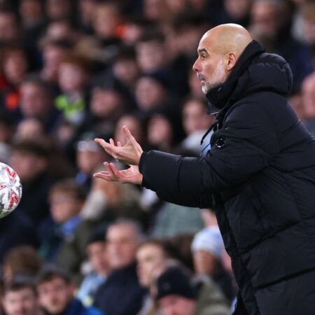 Pep Guardiola dă vina pe minge pentru puținele goluri înscrise de Manchester City!