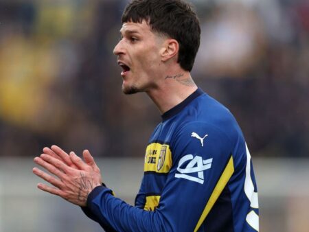 Dennis Man, departe de forma sa decisivă de la începutul sezonului! Nota primită după Monza – Parma 1-1