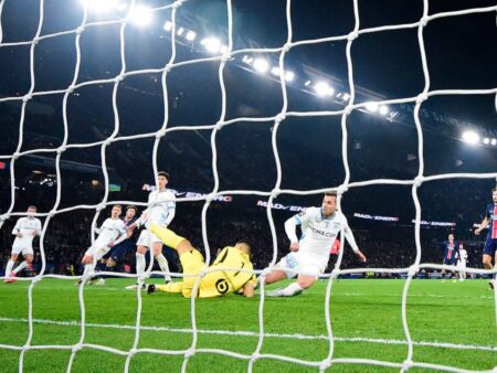 Autogol spectaculos în “Le Classique” PSG – Olympique Marseille! Parizienii au acum un avantaj impresionant față de OM.