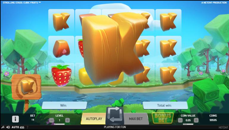 Strolling Staxx Cubic Fruits bonus bet chance