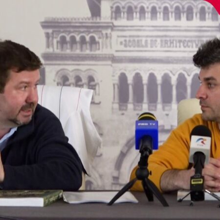 Conferință extinsă la Facultatea de Urbanism. Răzvan Voinea, istoric: „În București au mai rămas doar 46 de baze sportive”
