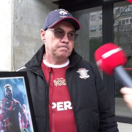 Un suporter al Rapidului îi va oferi un tablou cu Boupendza lui Marius Șumudică după meci: „Era un atacant de valoare, nu am cuvinte”