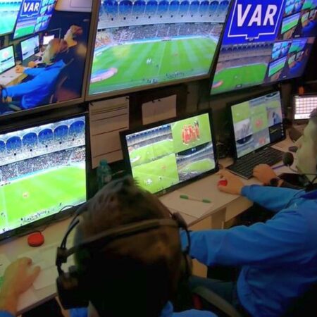 VAR a întâmpinat dificultăți în meciul din Superliga » Comunicatul FRF