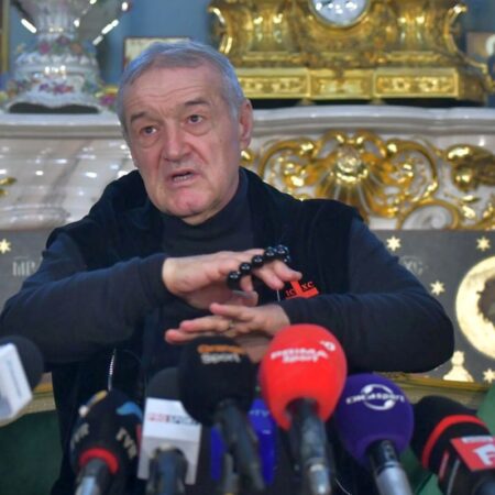 Gigi Becali a declarat că intenționează să transfere starurile rivalilor din play-off: „Voi plăti bani, milioane!”
