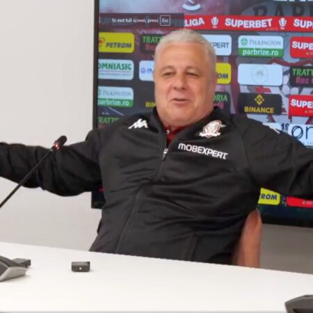 „Ce să fac, frate, sunt antrenorul de top în play-off! Numărul 1”