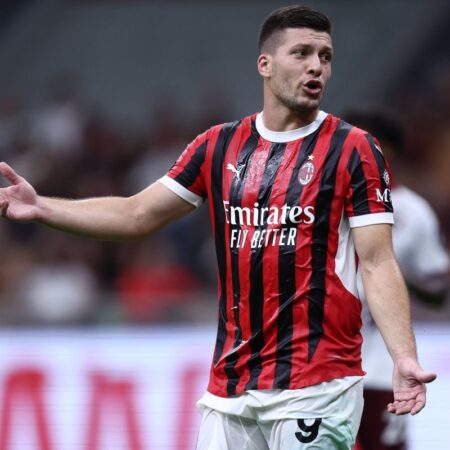 Luka Jović și cel mai neobișnuit contract » Cum „superțeapa” achiziționată de Real Madrid câștigă an de an!