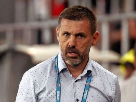 A discutat cu Nicolescu și a decis câți jucători noi își dorește la Dinamo.