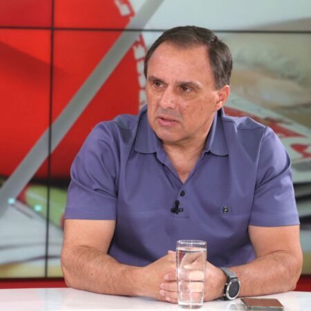 „Ați mai auzit vreodată așa ceva? E incredibil!”