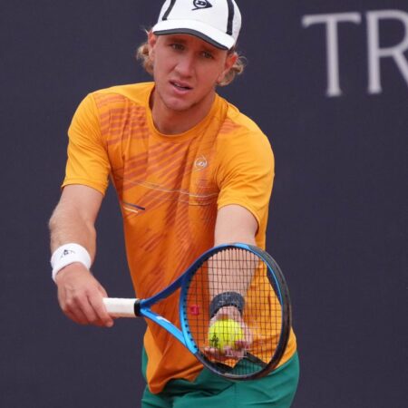 România, din nou învinsă de Bosnia la București: Jianu, eliminat de Dzumhur în optimile de finală ale Țiriac Open 2025