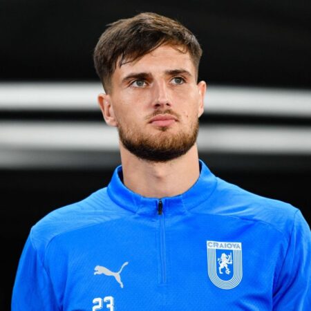Când doi se duelează, al treilea profită! Cum FCSB și CFR Cluj au ratat un jucător versatil.