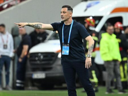 Rădoi a învins Dinamo și a dezvăluit noul obiectiv al Craiovei: „Să nu ne trezim că ne uităm în sus și nu vedem ce se apropie”