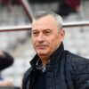 Rednic, „victima“ jucătorilor cu ocazia aniversării de 63 de ani: ouă sparte în cap și făină pe el
