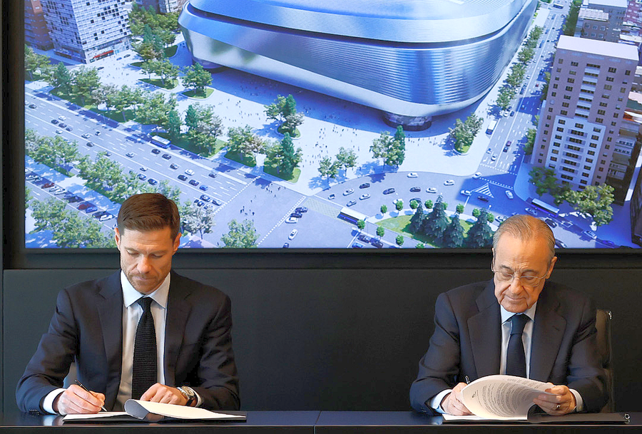 Xabi Alonso, prezentat oficial ca antrenor al lui Real Madrid.