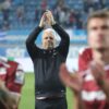 „Țin pumnii strânși diseară pentru această echipă!” Ce rol are tatăl său la meciurile „câinilor”