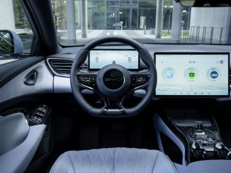 BYD depășește Tesla în vânzările de mașini electrice în Europa pentru prima dată