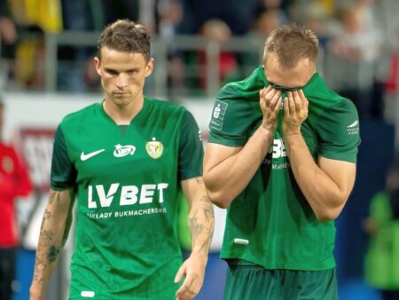Dezastru! Vicecampioana europeană cu un român în echipă a retrogradat după 17 ani