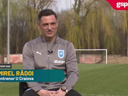 Mirel Rădoi, antrenorul Universității Craiova, împărtășește pasiunea sa pentru mașini.